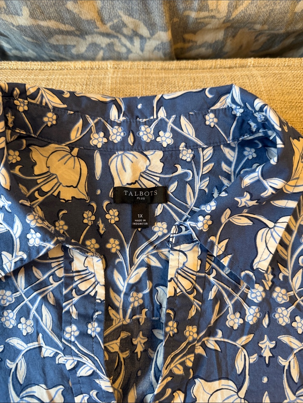 Talbots Navy and Cream Floral Button-Front Shirt